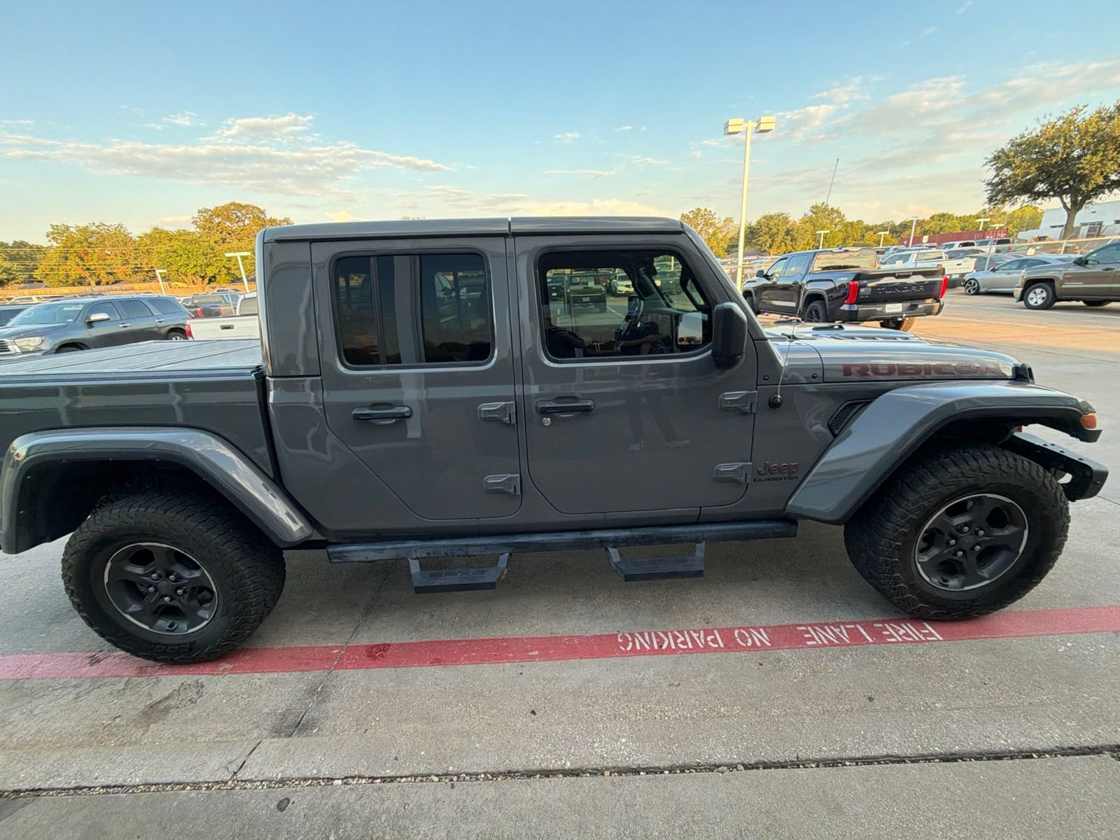 Used 2021 Jeep Gladiator Rubicon AWD/4WD image 5