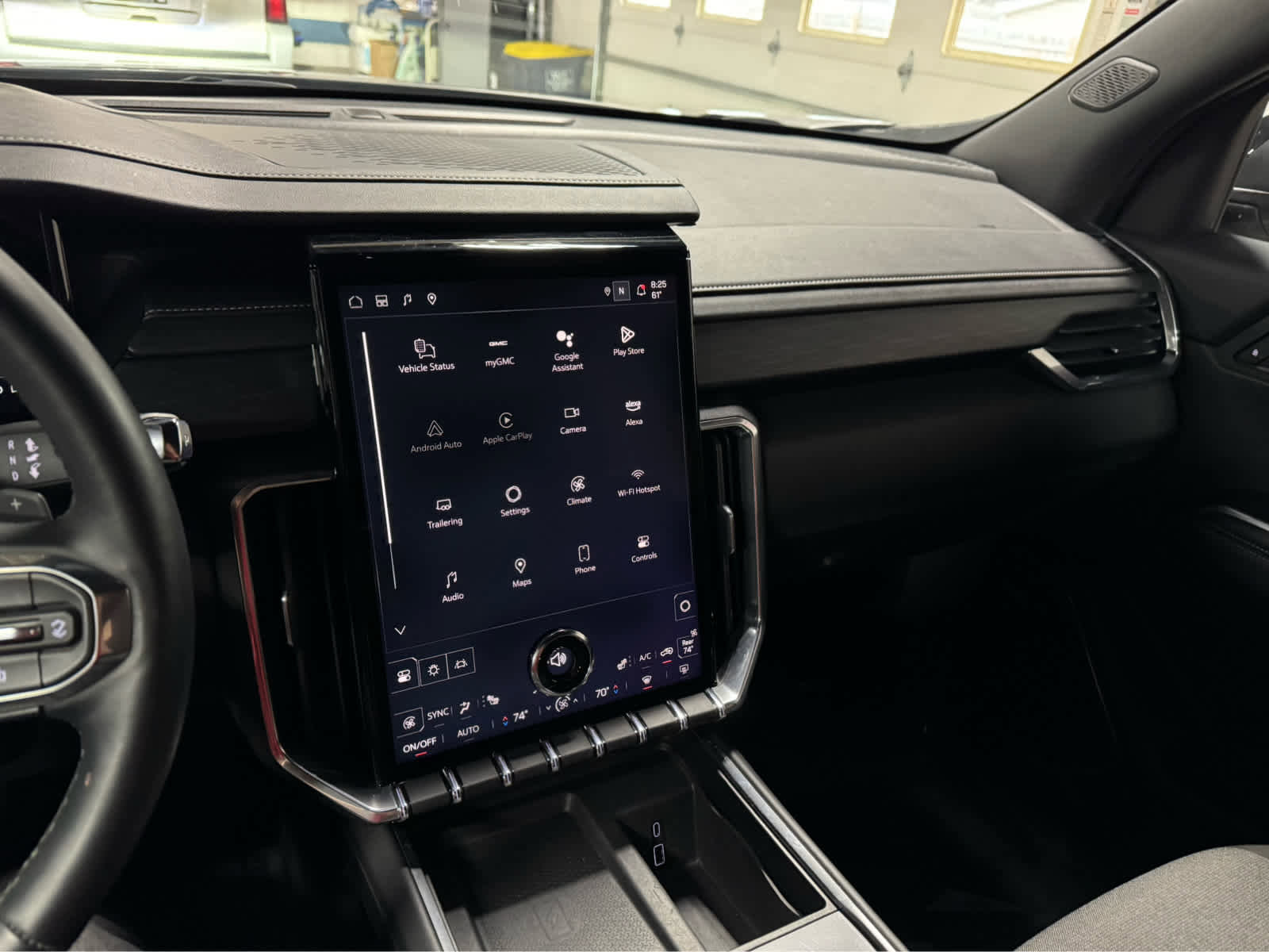 Certified 2025 GMC Acadia Elevation image 17