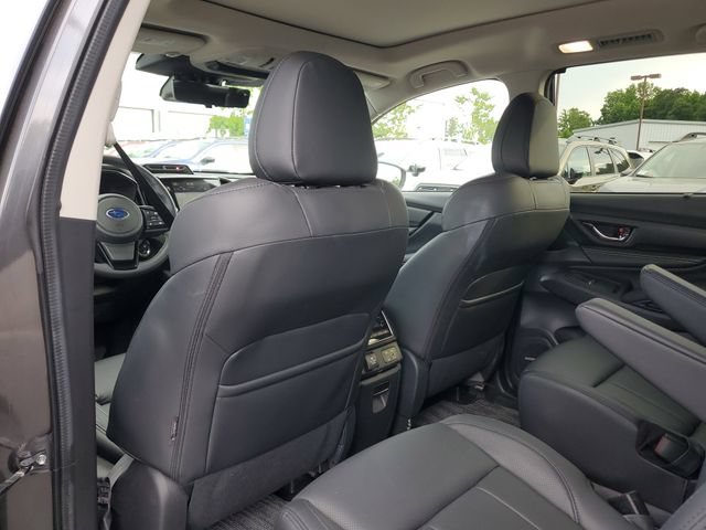 Certified 2025 Subaru Ascent Bronze Edition w/ Onyx Package AWD/4WD image 13