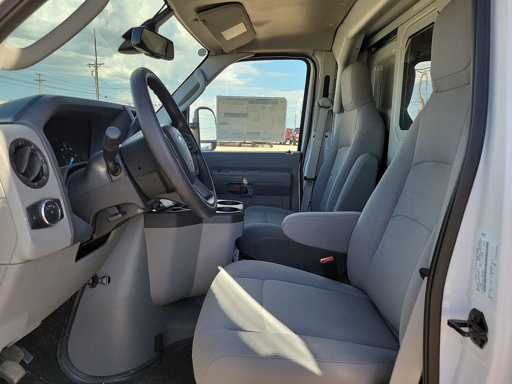 New 2026 Ford E-350 and Econoline 350 Super Duty w/ Power Equipment Group RWD image 19