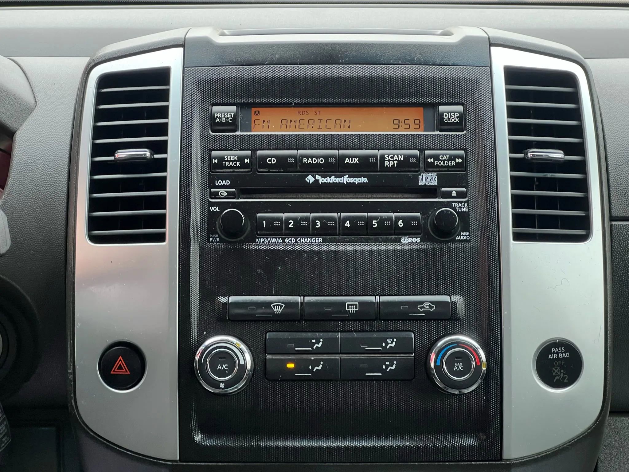 Used 2012 Nissan Frontier PRO-4X w/ Pro-4x Luxury Pkg image 18