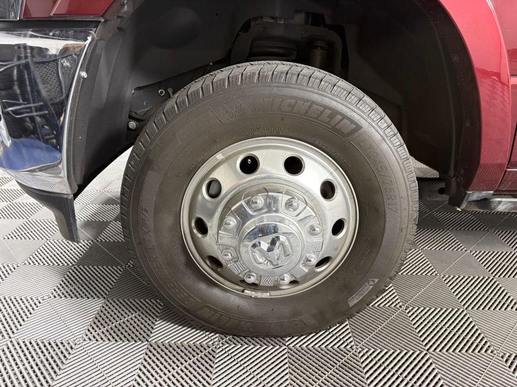 Used 2022 RAM 3500 Limited image 12