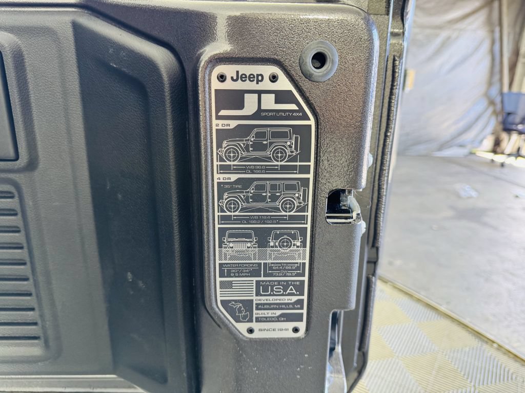 Used 2026 Jeep Wrangler Unlimited Sport AWD/4WD image 24