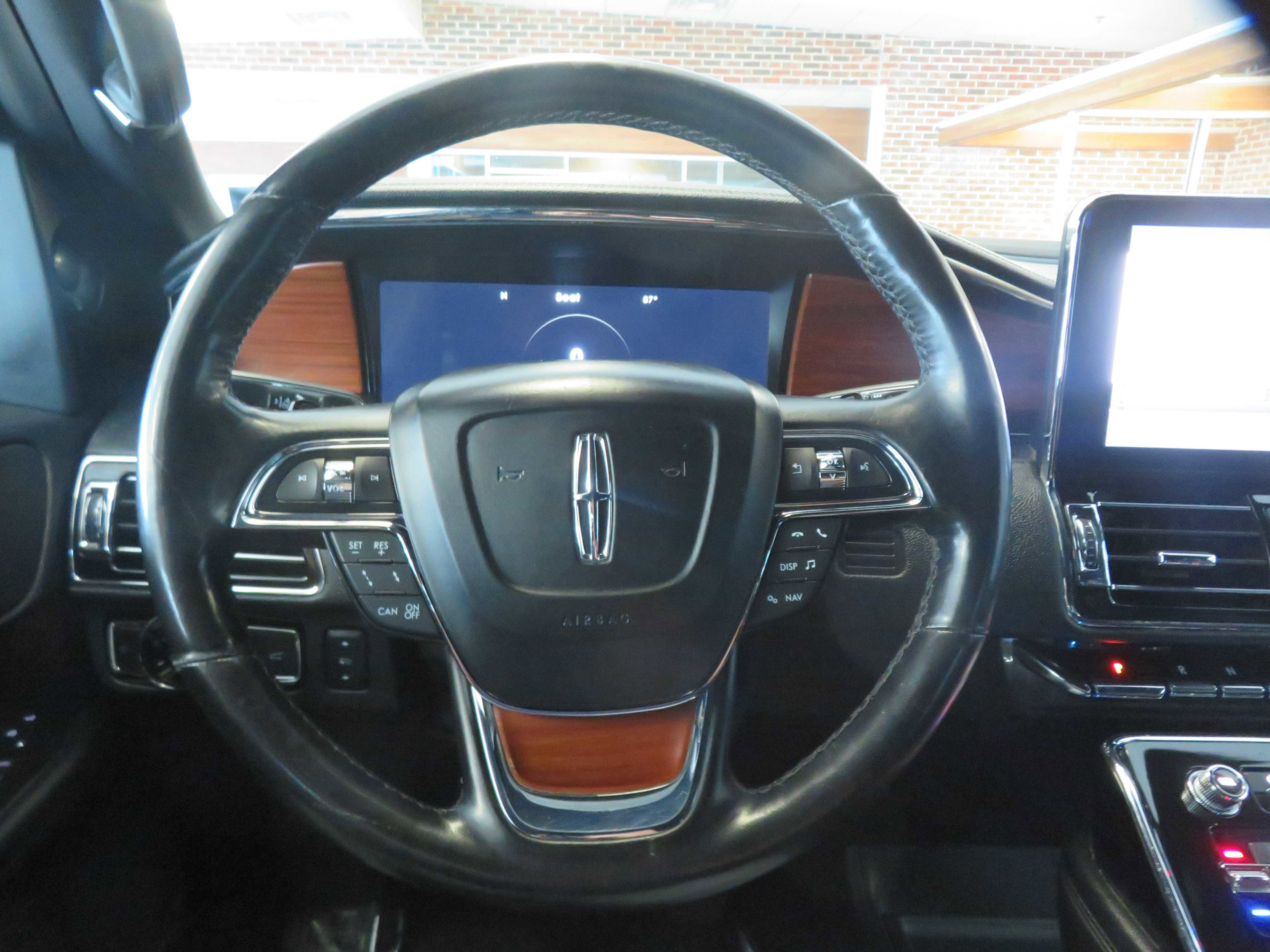 Used 2020 Lincoln Navigator L Reserve image 27