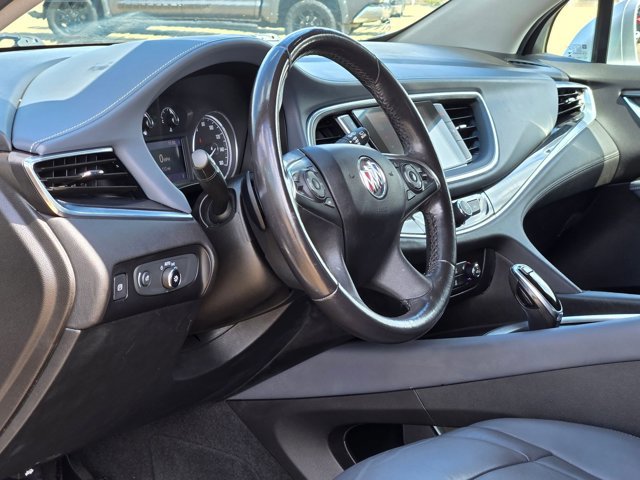 Used 2020 Buick Enclave Essence image 9