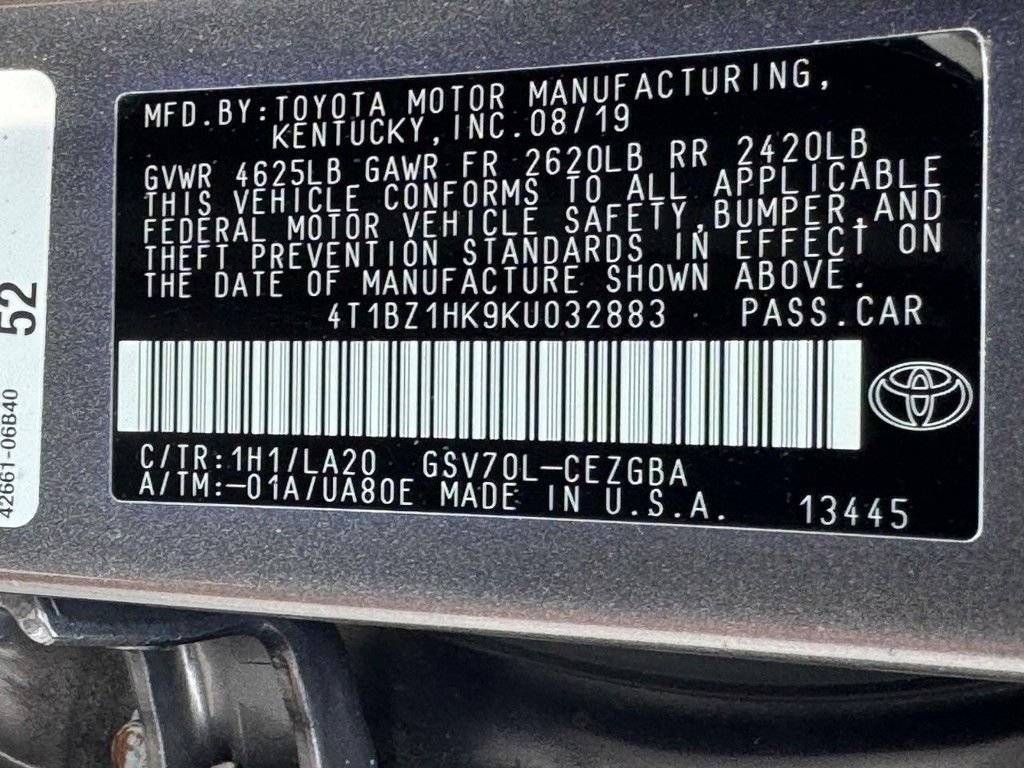 Used 2019 Toyota Camry XLE FWD image 29