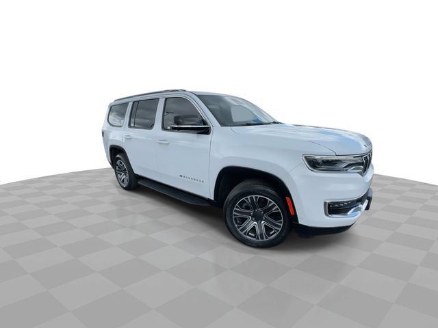 Used 2023 Jeep Wagoneer 4WD w/ Premium Group I image 2