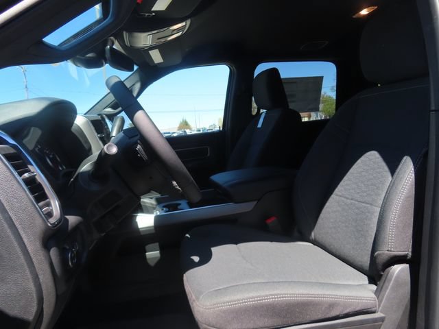 New 2026 RAM 3500 Big Horn AWD/4WD image 19