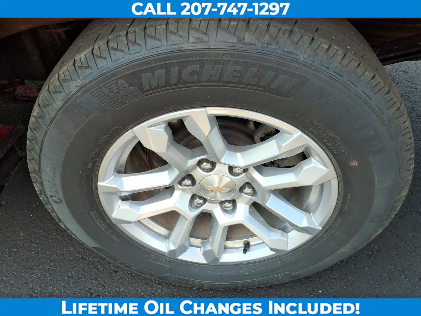 Used 2024 Chevrolet Silverado 1500 LT AWD/4WD image 9