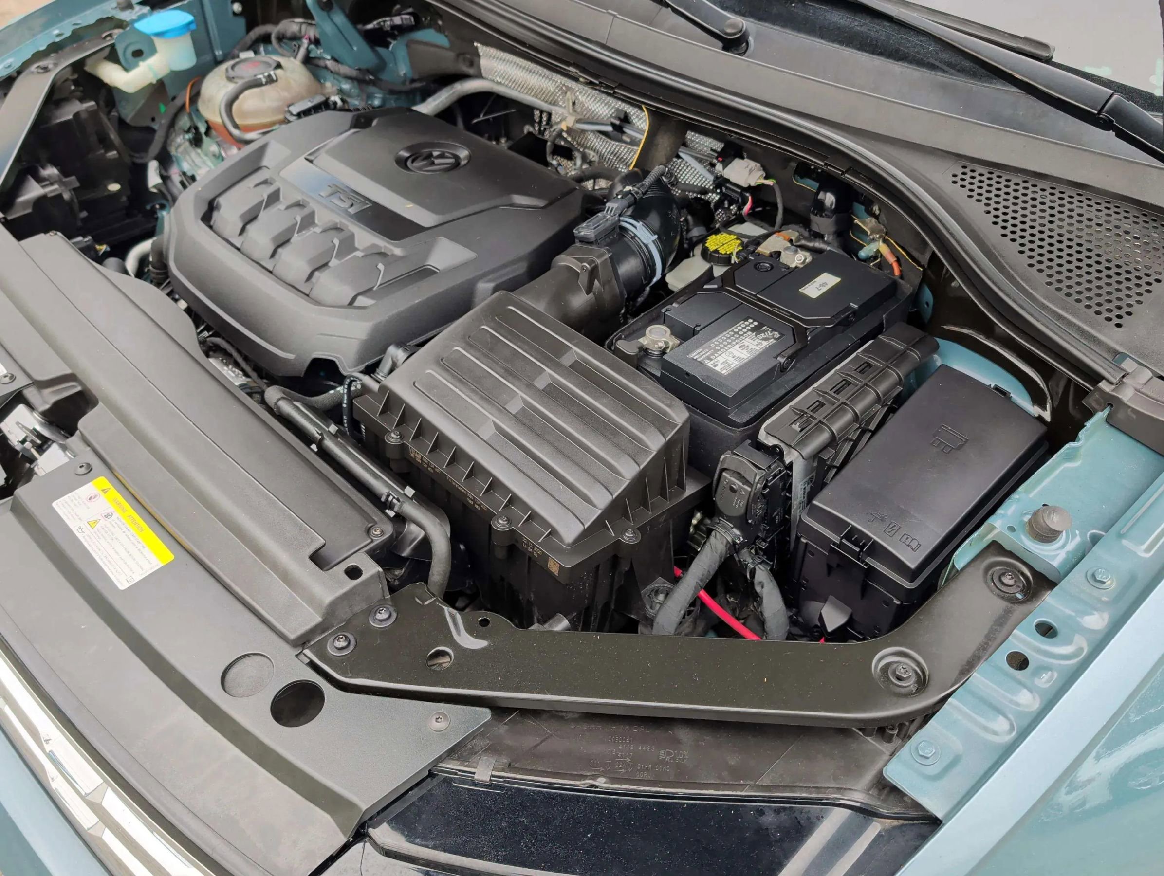 Used 2021 Volkswagen Tiguan SE image 29