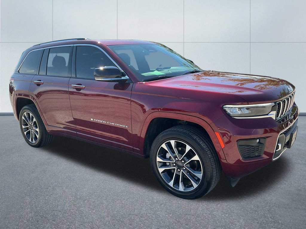 Certified 2023 Jeep Grand Cherokee Overland AWD/4WD image 9