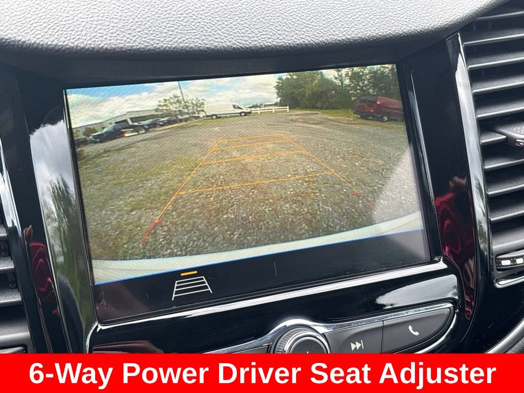Used 2019 Chevrolet Trax LT w/ LT Convenience Package AWD/4WD image 20