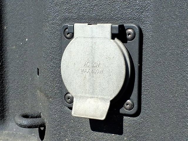 Used 2024 GMC Sierra 1500 Denali w/ Denali Reserve Package image 14