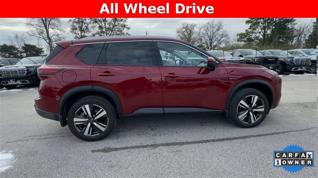 Used 2024 Nissan Rogue SL image 11