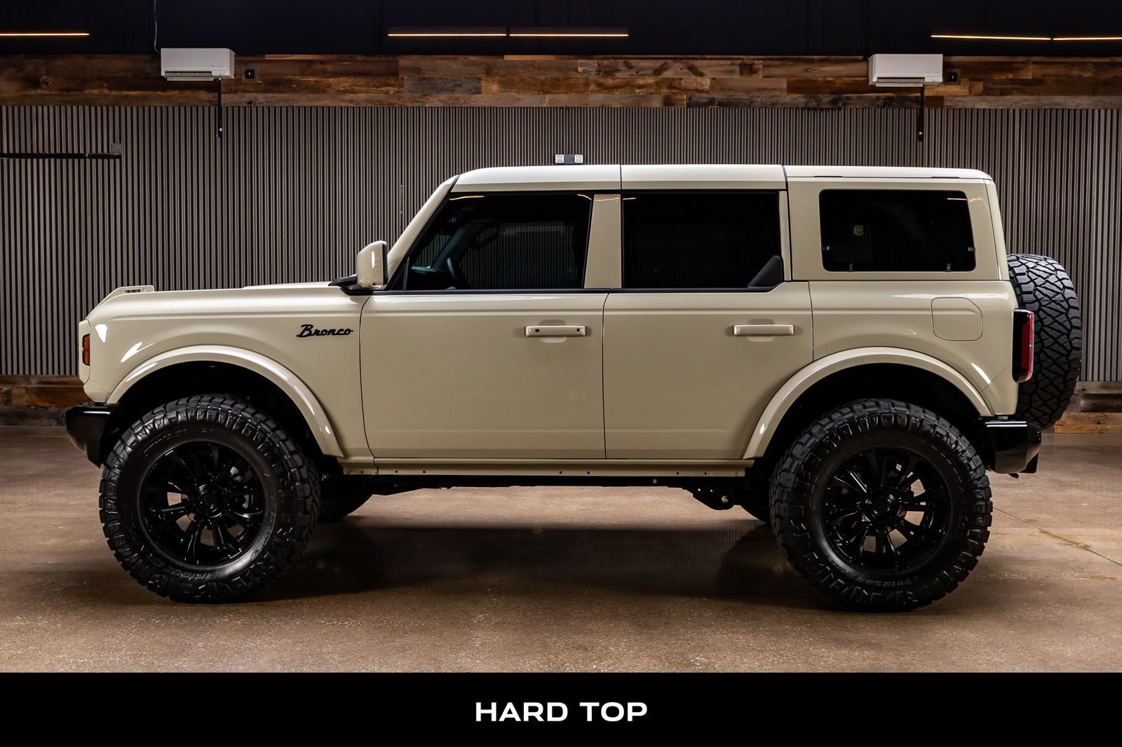 Used 2026 Ford Bronco Outer Banks AWD/4WD image 6