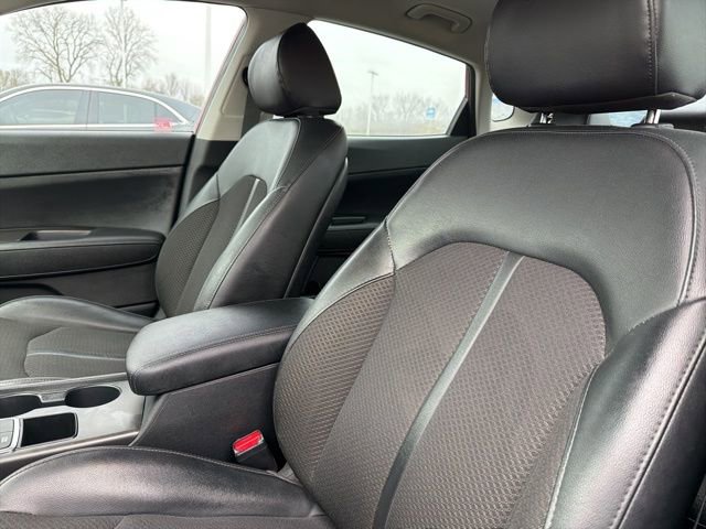 Used 2018 Kia Optima S image 10