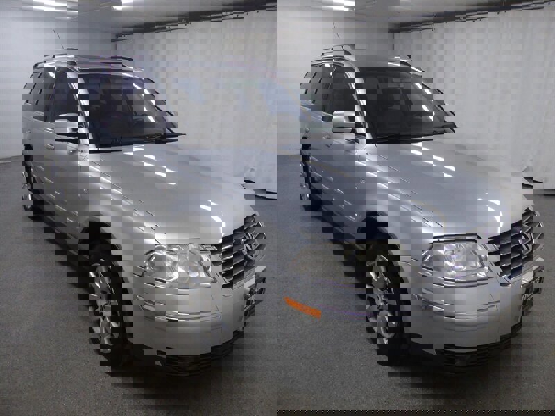 Used 2003 Volkswagen Passat GLS image 1