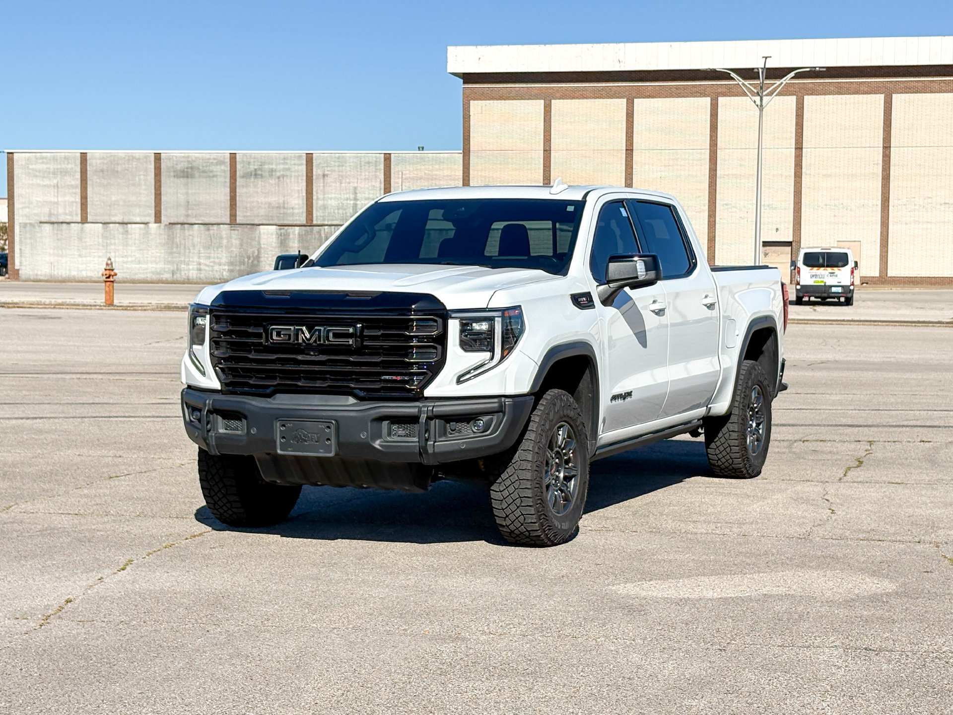 Used 2025 GMC Sierra 1500 AT4X AWD/4WD image 4