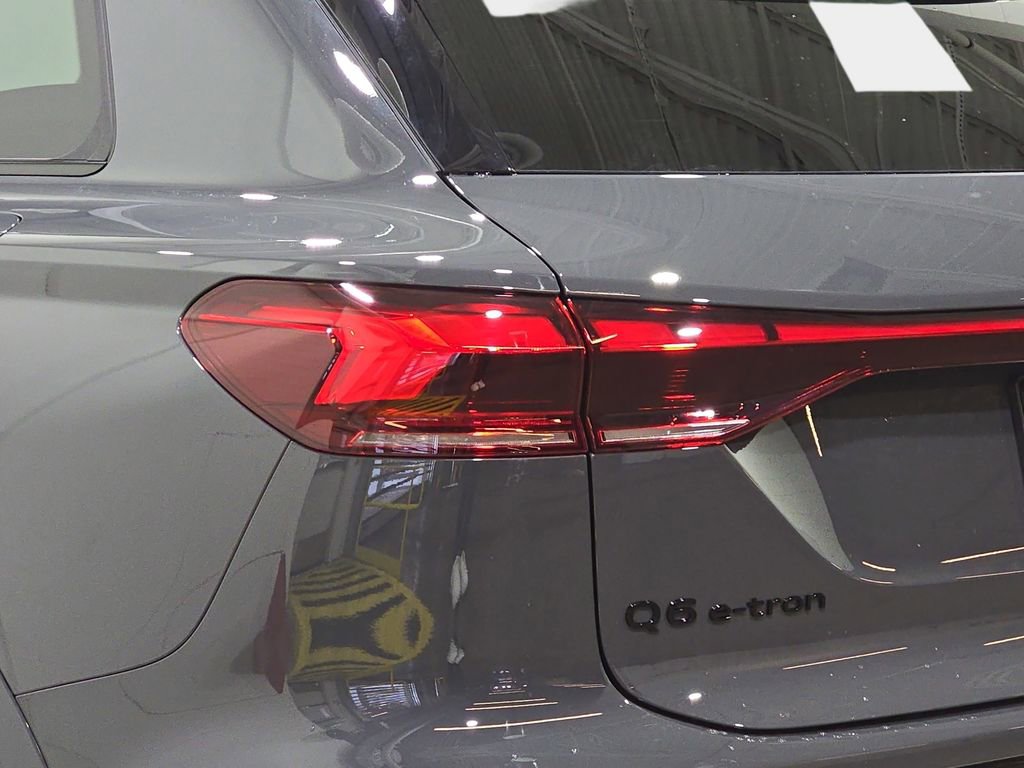 New 2027 Audi Q6 e-tron Premium Plus AWD/4WD image 31