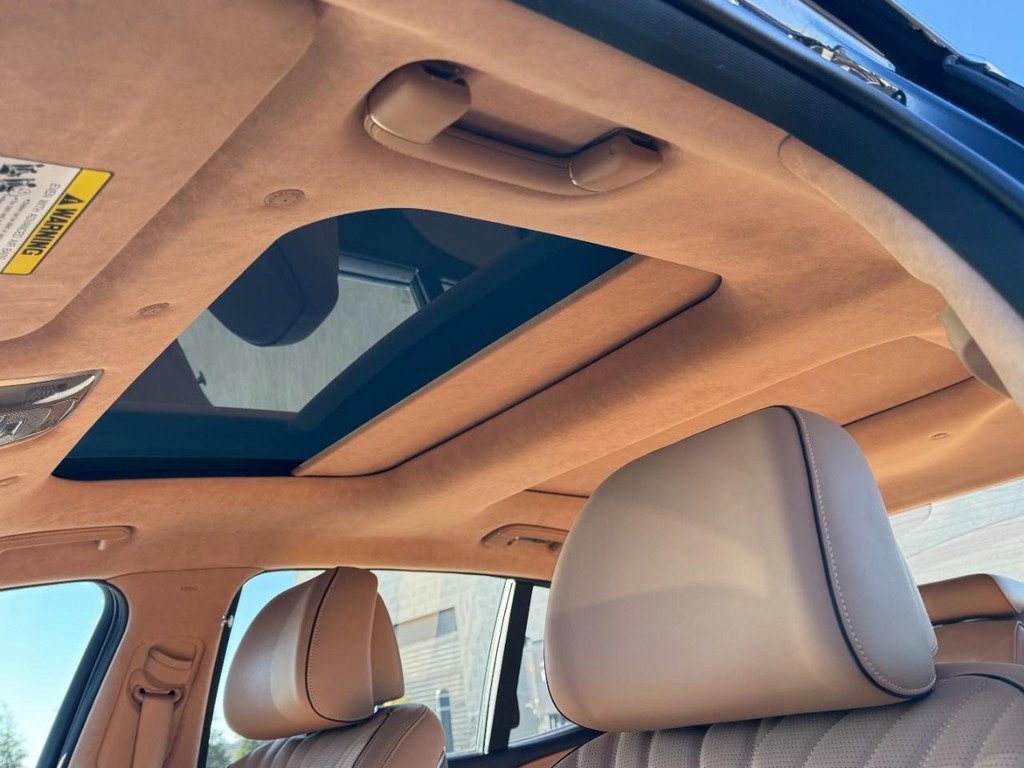 Certified 2023 Genesis G90 3.5T image 14