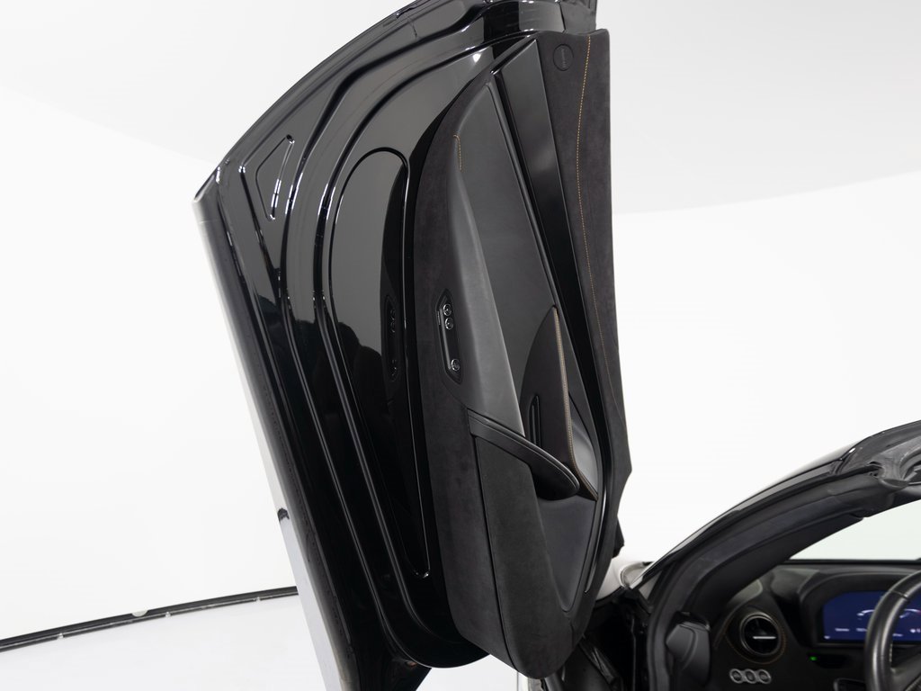 Used 2021 McLaren 720S Performance image 11