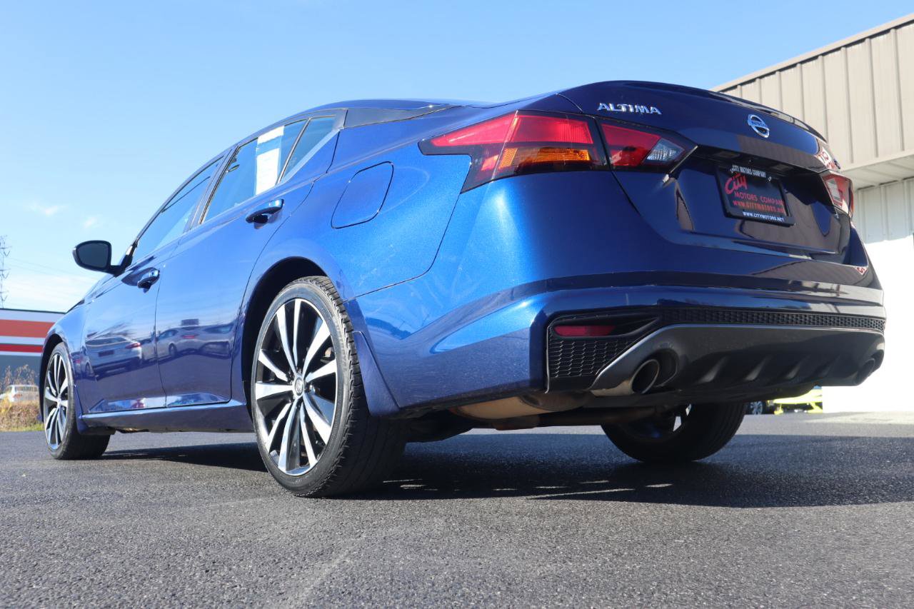 Used 2019 Nissan Altima 2.5 SR FWD image 18