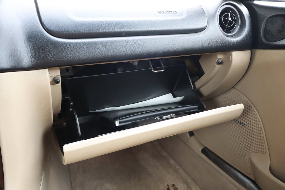 Used 2000 MAZDA MX-5 Miata RWD image 40