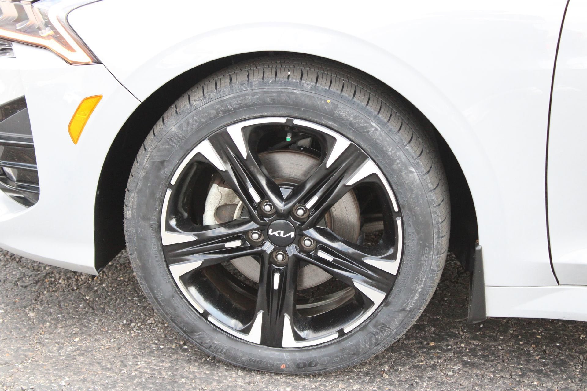 Used 2024 Kia K5 GT-Line FWD image 11