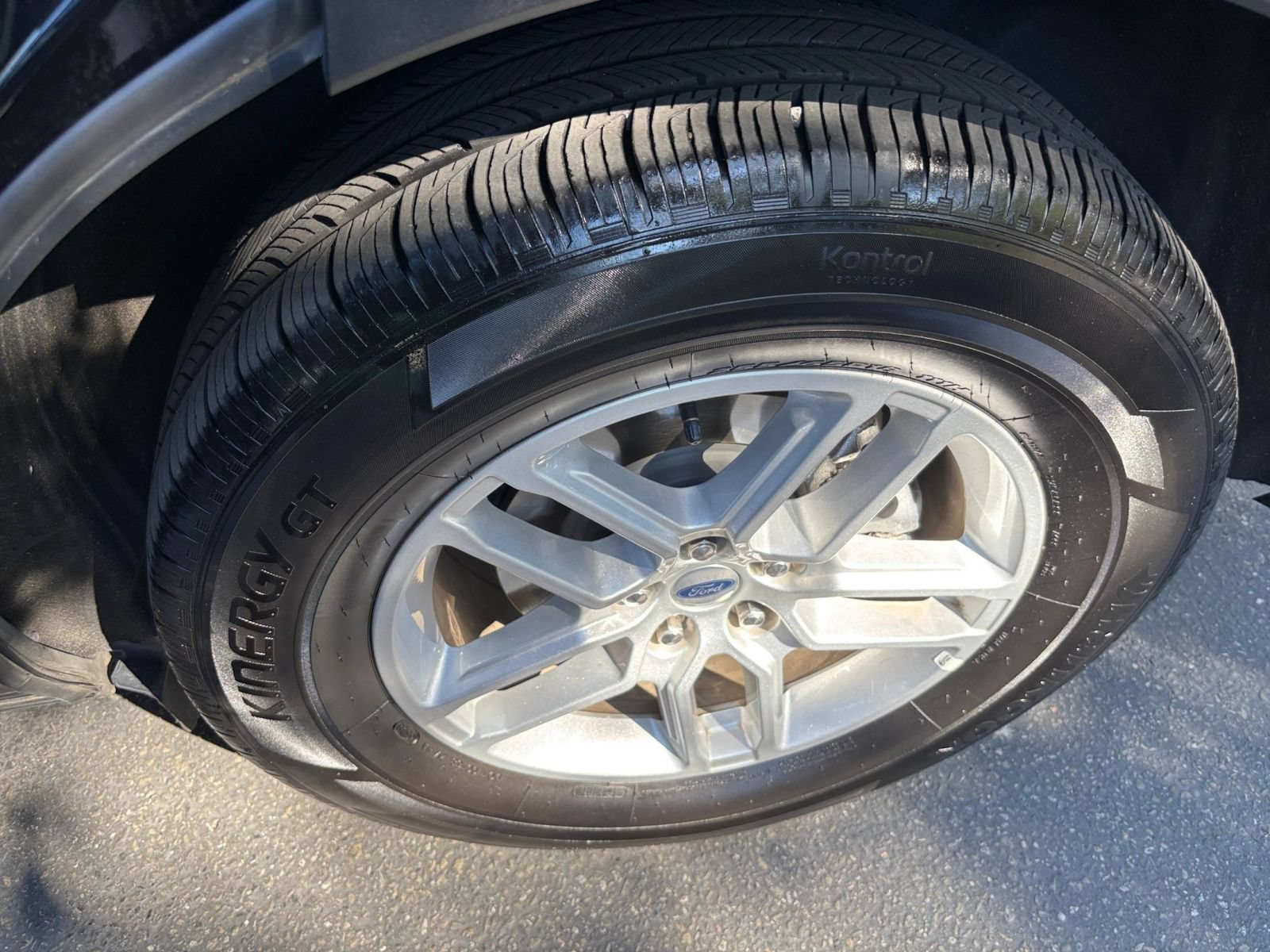 Used 2026 Ford Explorer Active RWD image 31