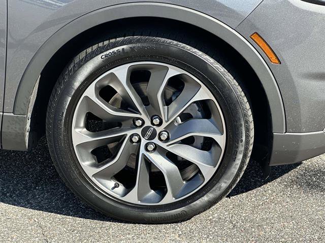Used 2022 Lincoln Nautilus Reserve AWD/4WD image 6