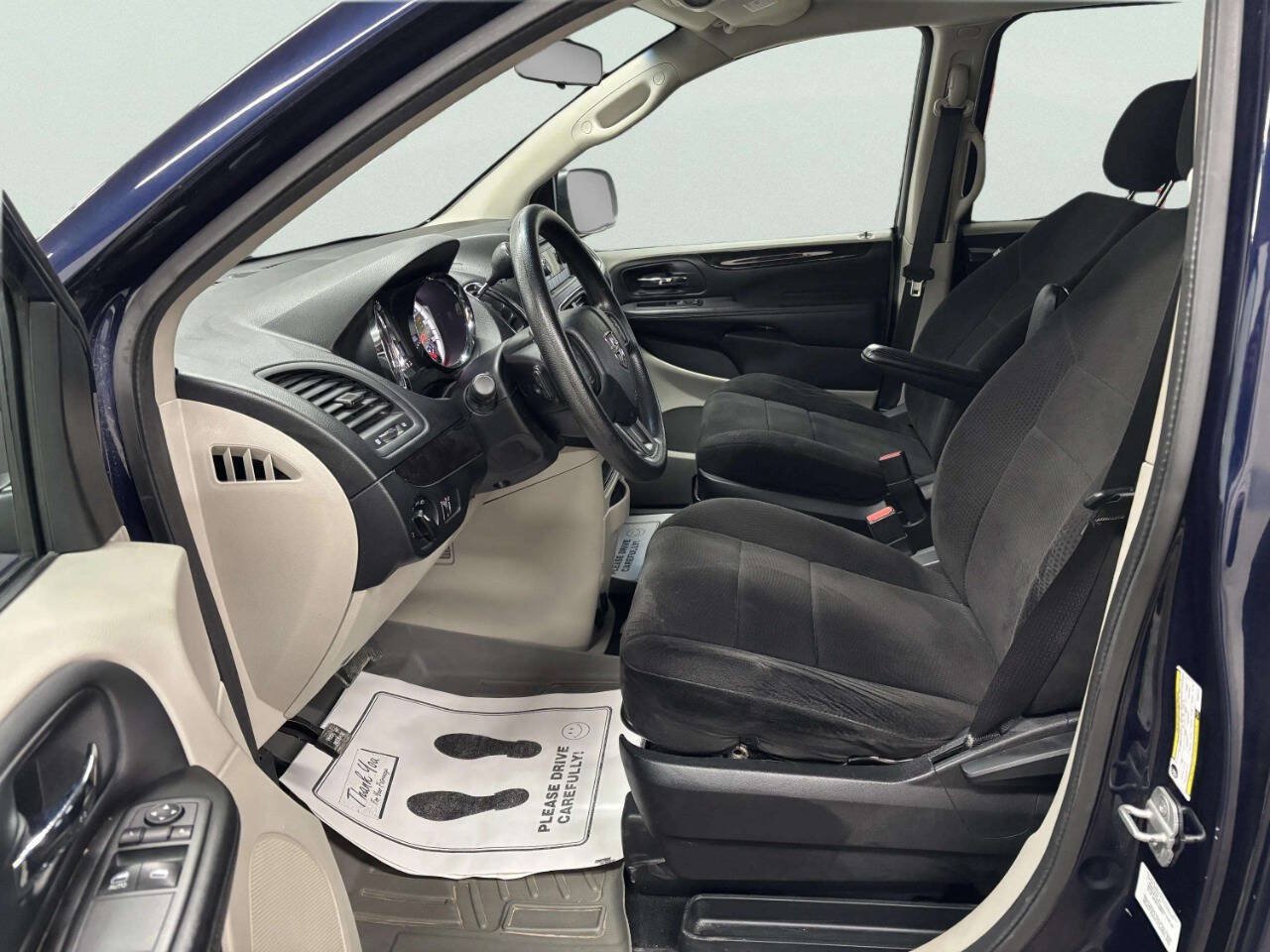 Used 2013 Dodge Grand Caravan SE FWD image 30