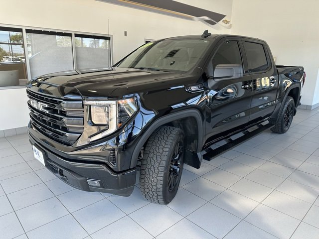 Used 2024 GMC Sierra 1500 Elevation image 3