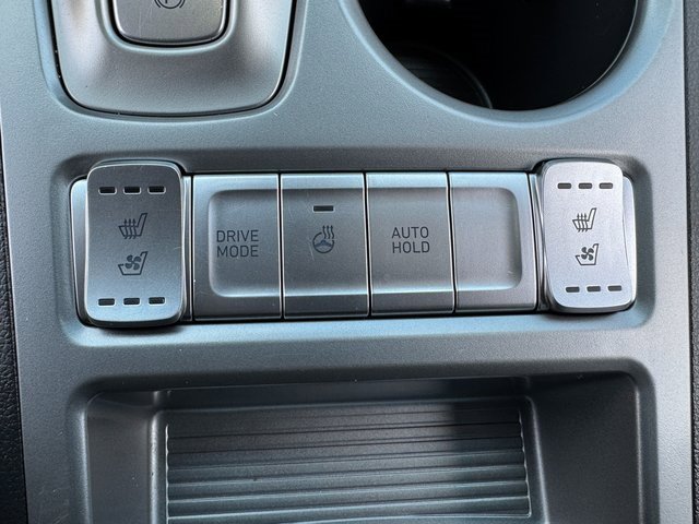 Used 2023 Hyundai Kona Limited image 28