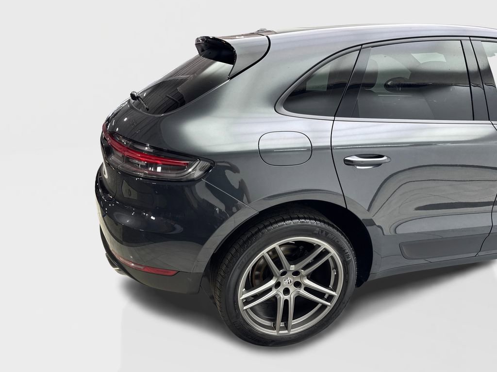 Used 2021 Porsche Macan image 16
