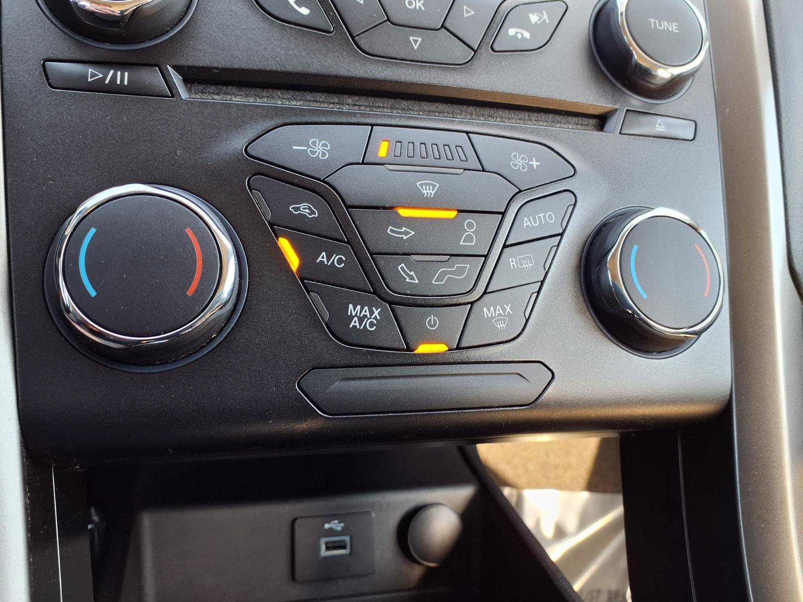 Used 2018 Ford Fusion S FWD image 8