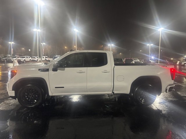 Used 2024 GMC Sierra 1500 Elevation w/ LPO, Elevation Black Package image 4