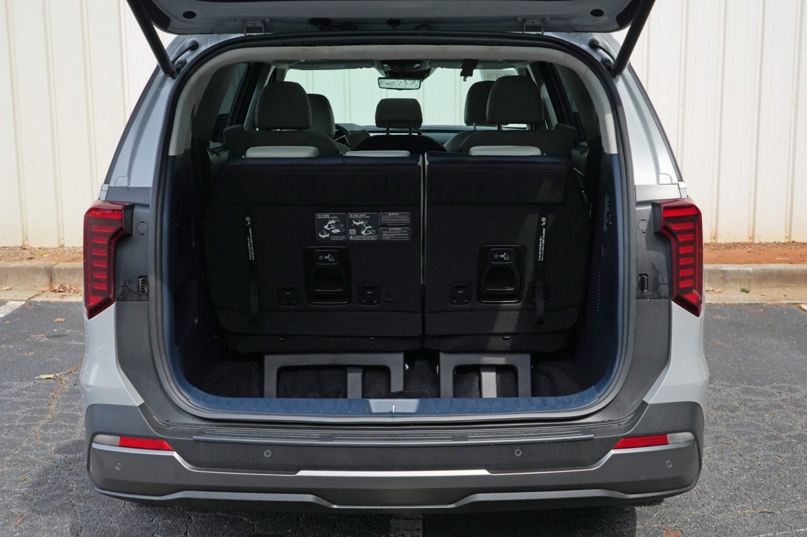 Used 2025 Kia Carnival SX Prestige FWD image 10