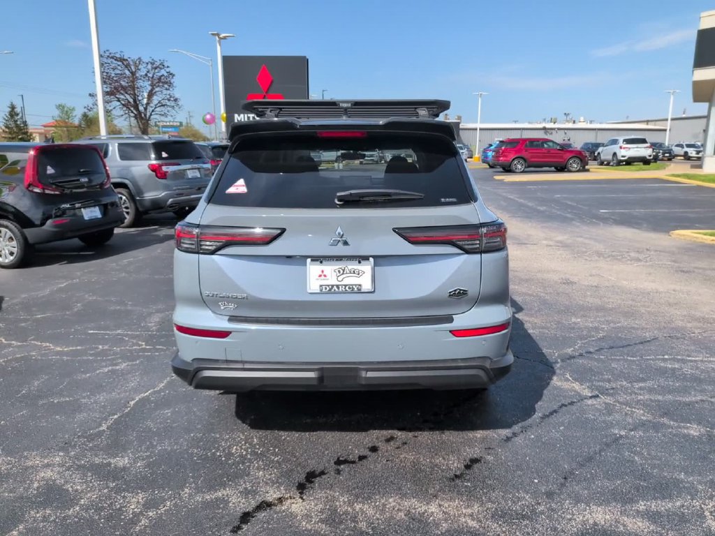 New 2026 Mitsubishi Outlander AWD image 8