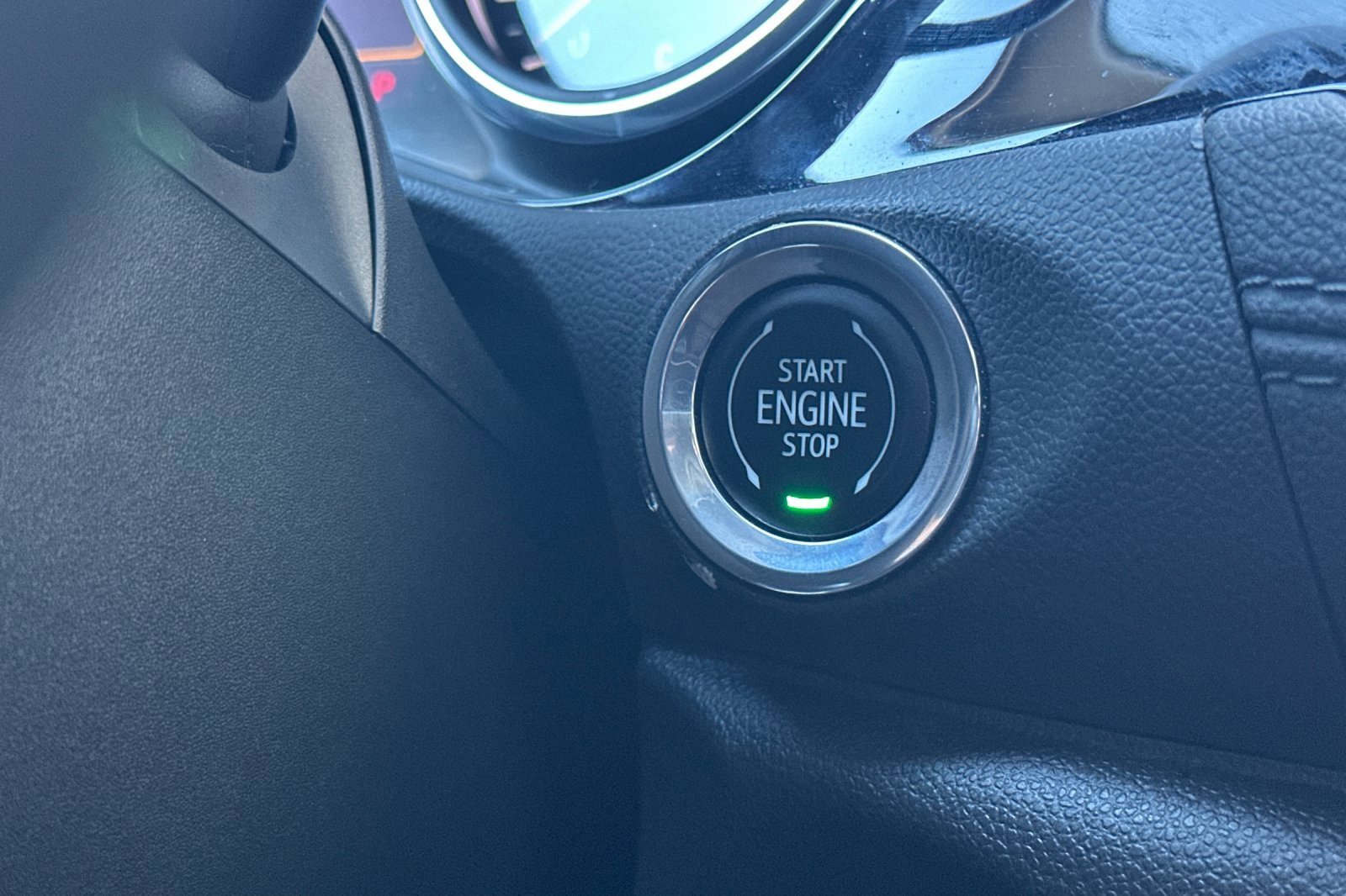 Used 2023 Buick Encore GX Select w/ Sport Touring Package image 29