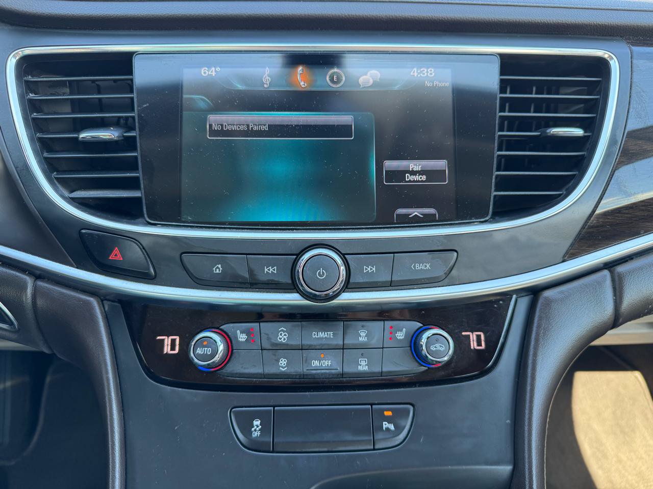 Used 2017 Buick LaCrosse Essence w/ Sun and Shade Package FWD image 23