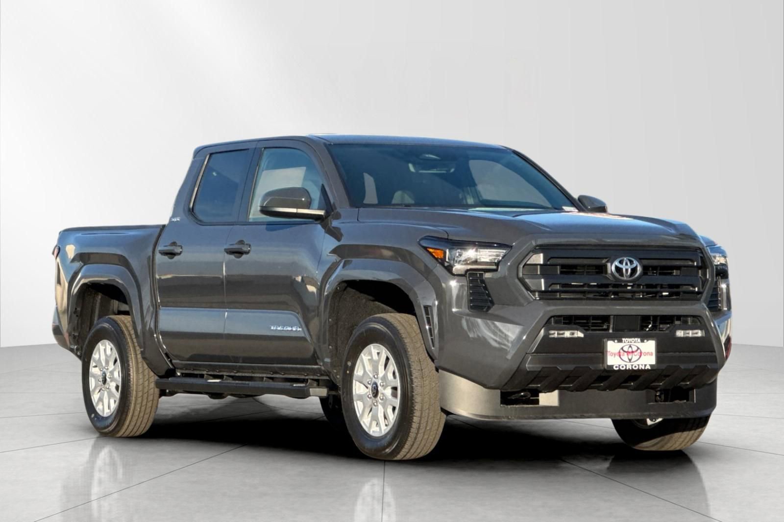 New 2025 Toyota Tacoma SR5