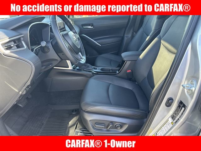 Used 2024 Toyota Corolla Cross XLE w/ Convenience Package image 3