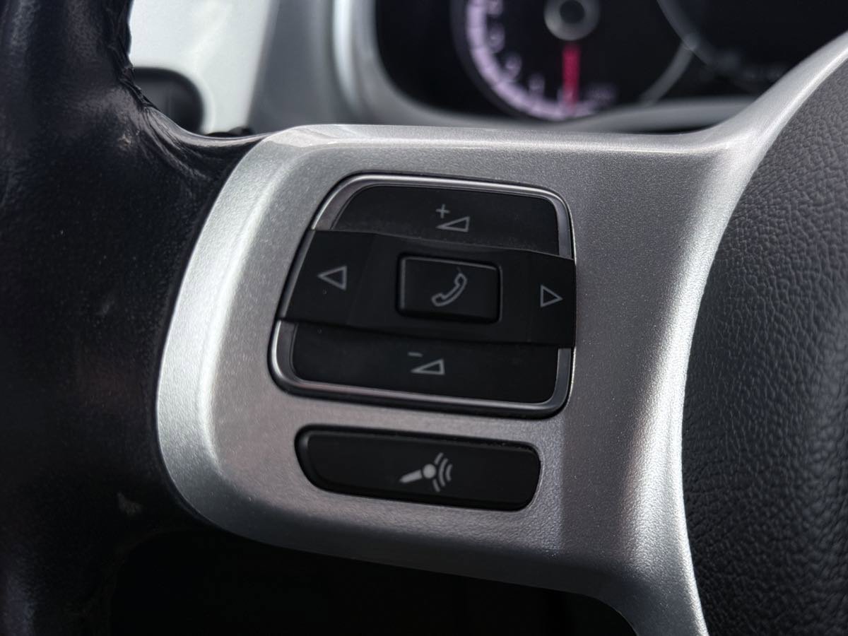 Used 2015 Volkswagen Beetle 1.8T image 35