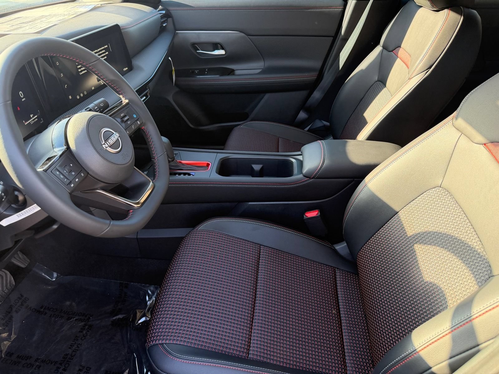 New 2026 Nissan Kicks SR FWD image 14
