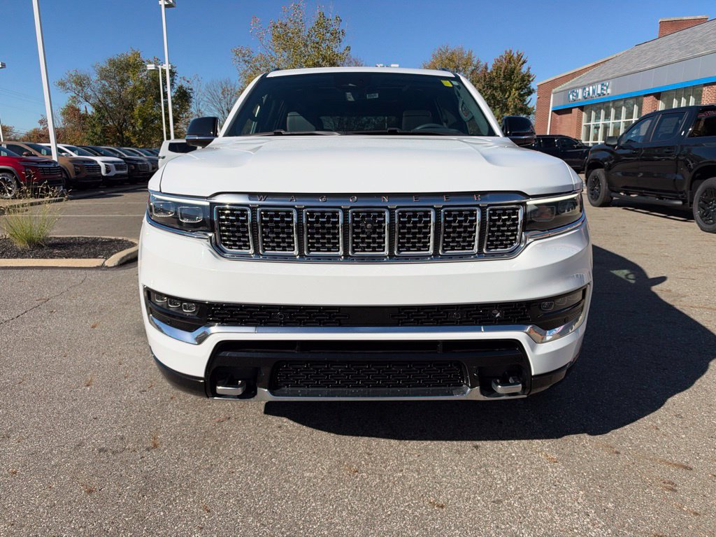 Used 2024 Jeep Grand Wagoneer Series III w/ Rear Seat Video Group 1 AWD/4WD image 7
