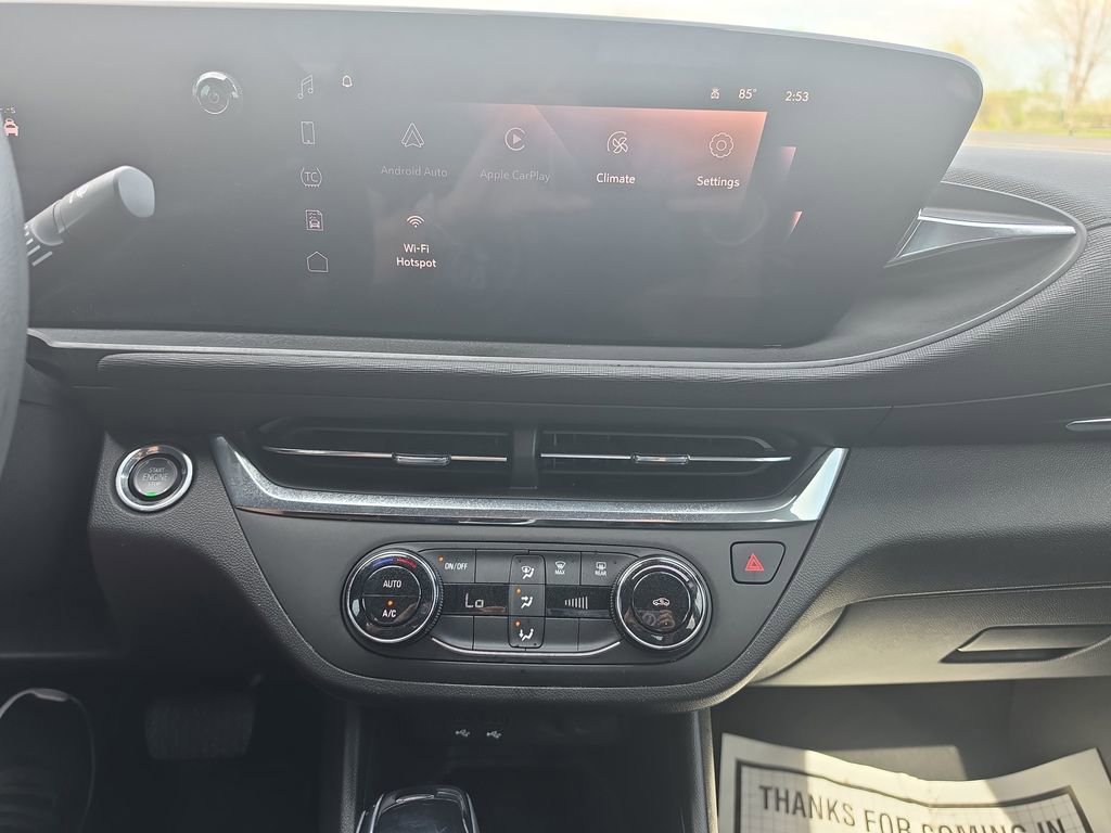Used 2024 Buick Envista Preferred w/ Advanced Safety Package image 21