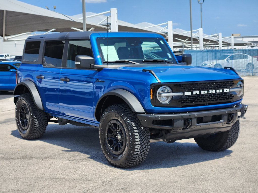 Used 2023 Ford Bronco Wildtrak AWD/4WD image 3