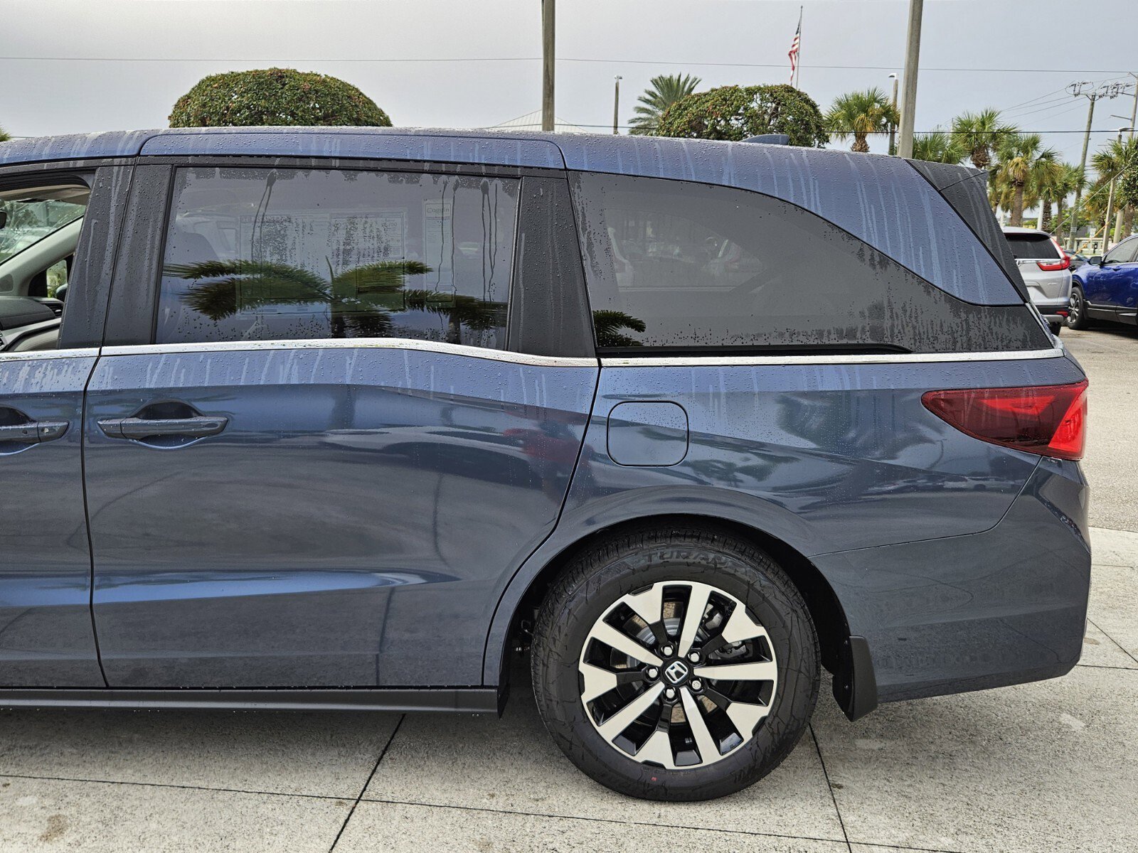 New 2026 Honda Odyssey EX-L image 8