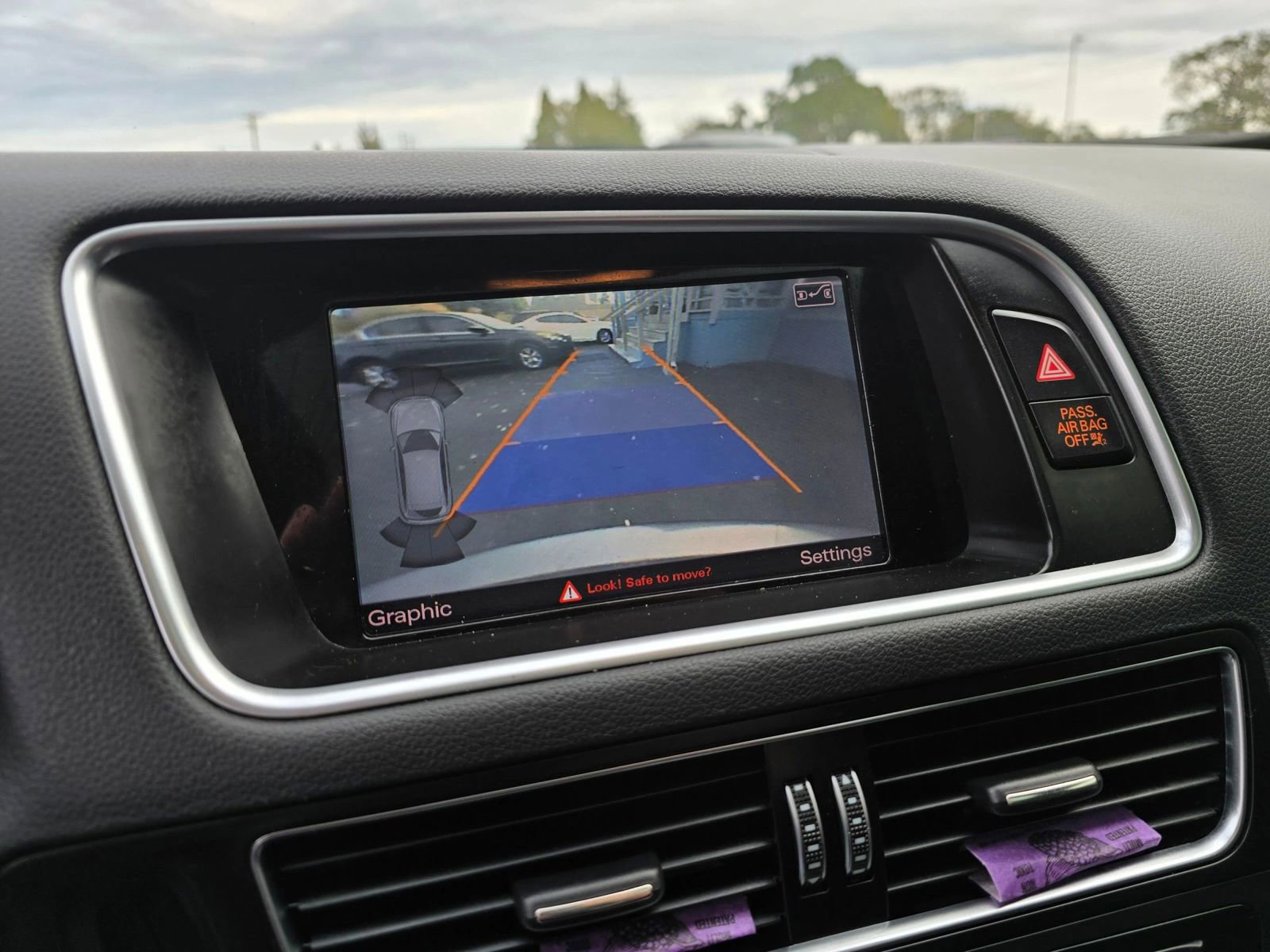 Used 2016 Audi SQ5 Prestige w/ Prestige Package image 29