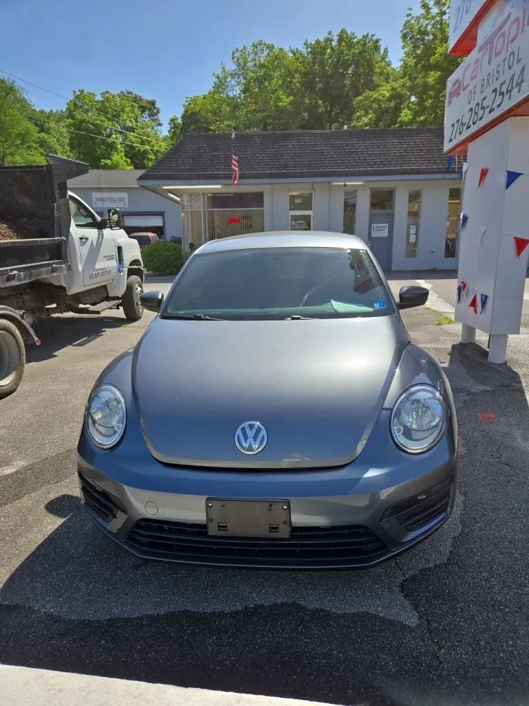 Used 2017 Volkswagen Beetle 1.8T FWD image 10